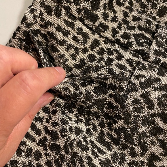 Banana Republic Sloan Snow Leopard Pant Metallic 6 - Picture 4 of 6